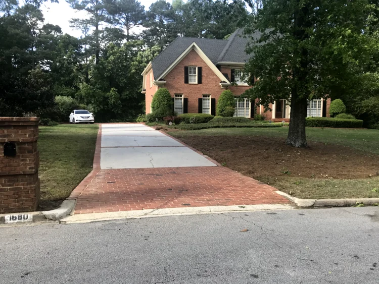 Front of the house showing clean driveway